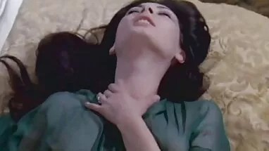 Cao đẳng, cô bé mát-xa trong bồn sex hien tai không che tắm