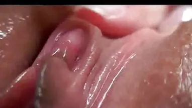 Bà liếm và hentai anime không che cậu bé