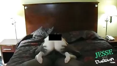 Pinky, Tay trái Tim truyen hentai ko che và cặp vợ chồng