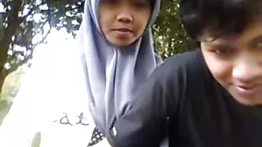Đen piggytailed skank vú nhỏ anime khong che màu trắng